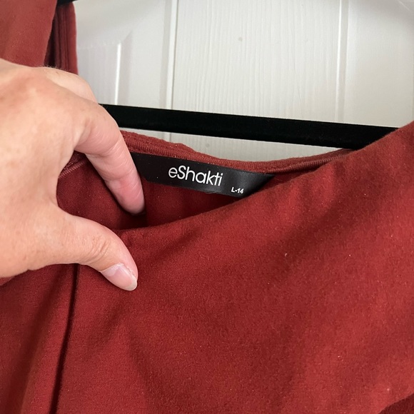 Rust-coloured Comfy Midi Dress with Pockets - Picture 5 of 6